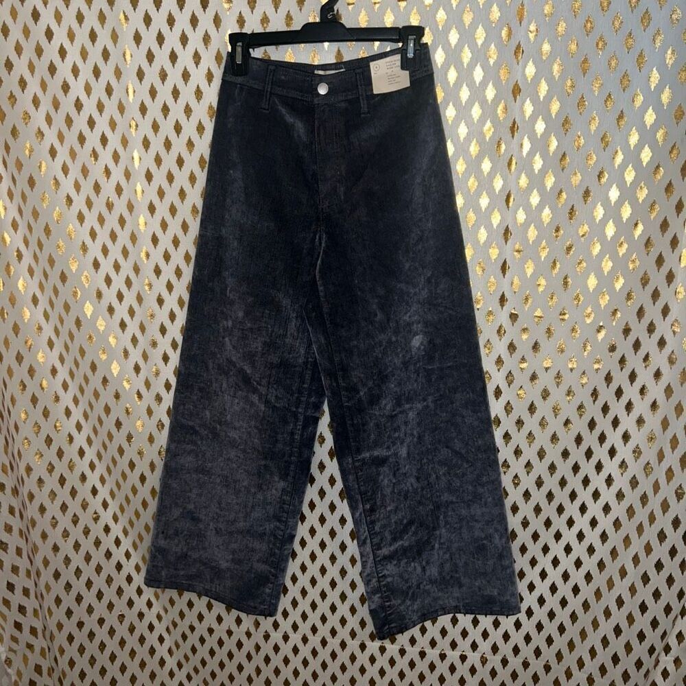 NWT Universal thread every day highest rise straight high rise wide leg velvet j